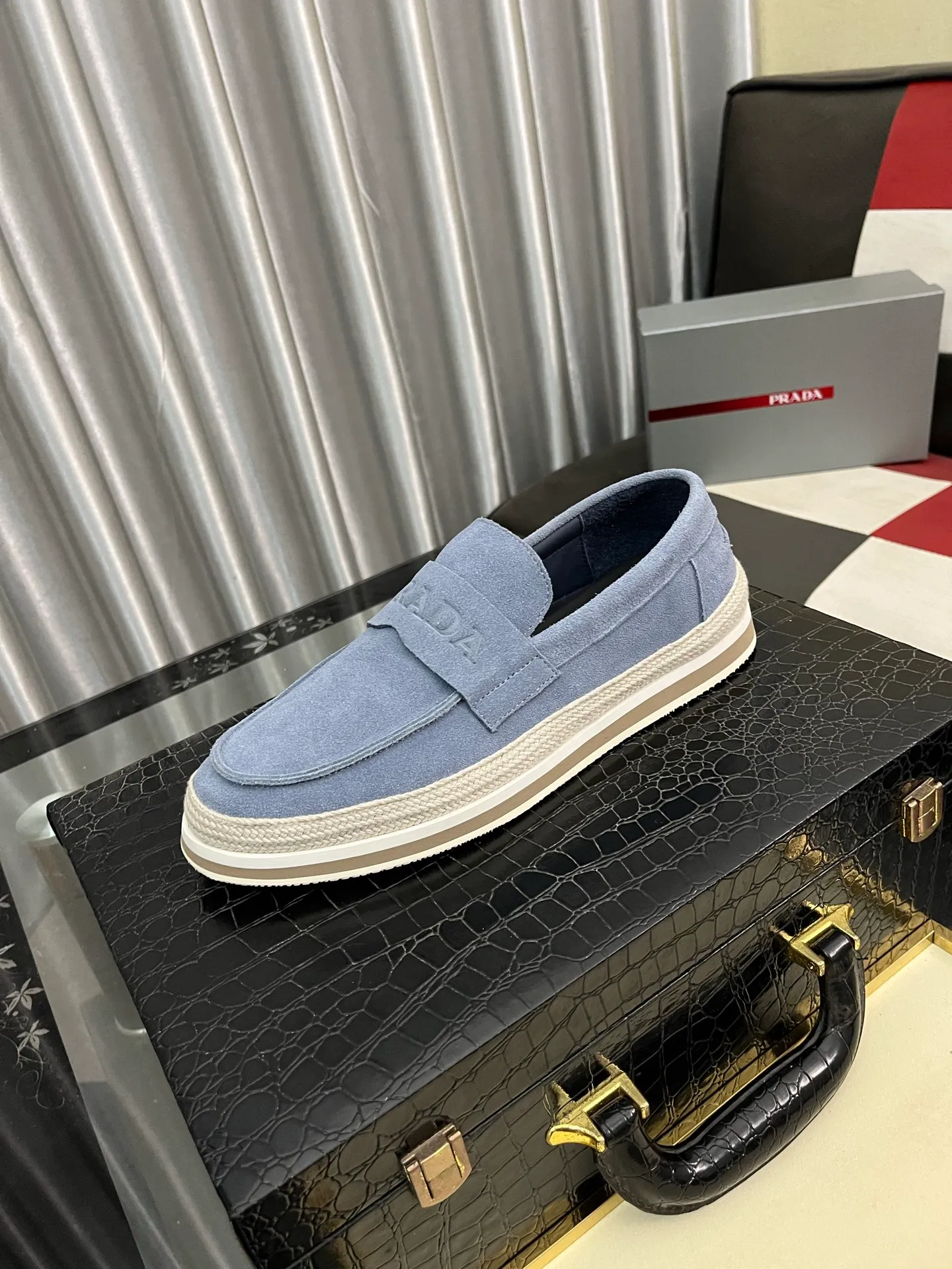 Men's men's shoes 💰458⌚️⌚️prada: new spring and summer casual shoes, sports sneakers, fabric: imported cowhide, lining: original lining, sole: original sole, size: 38-445️⃣color optional